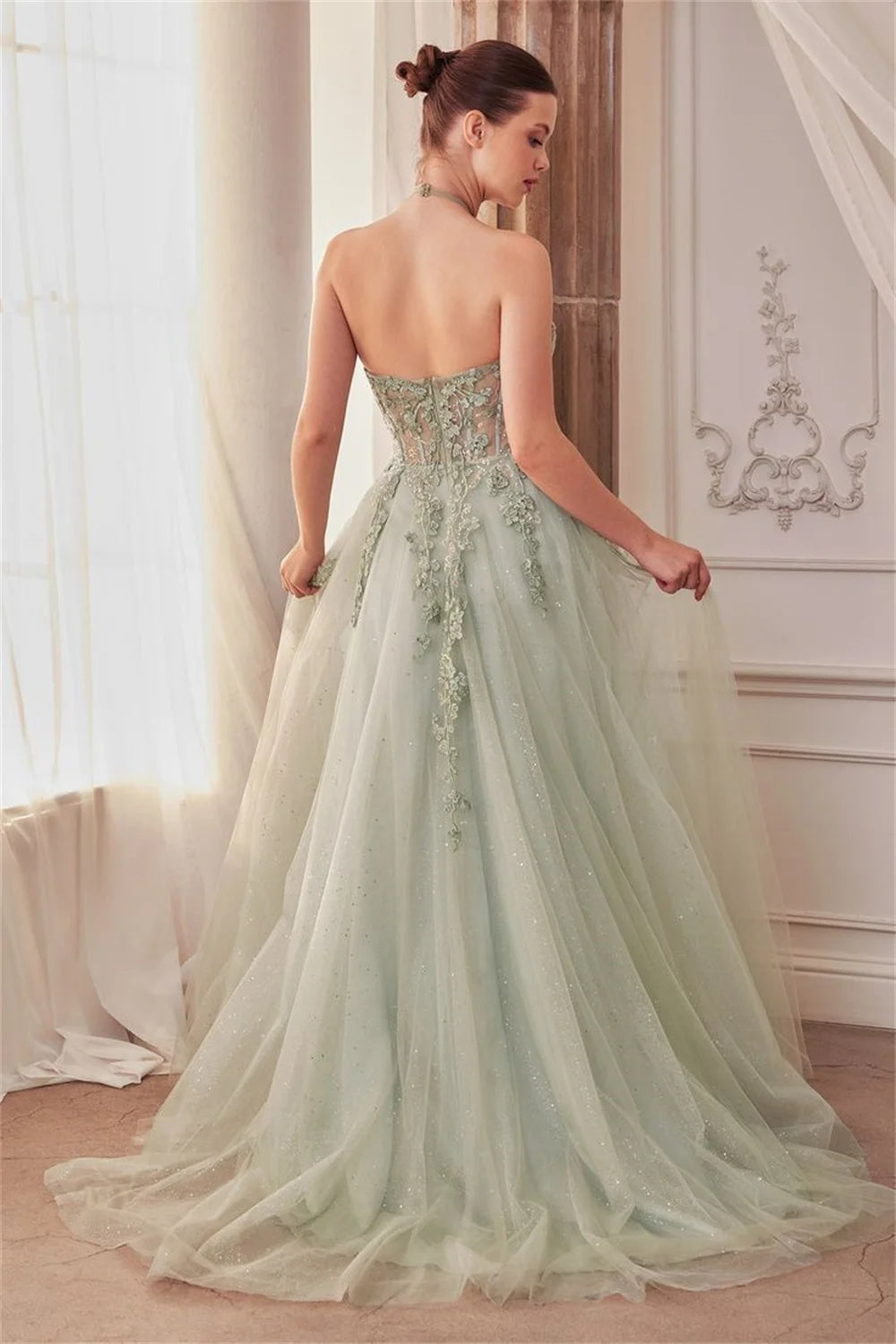 UU-Halter Neck  Lace Embroidery Tulle Elegant Sleeveless Illusion Side Split Prom Dresses