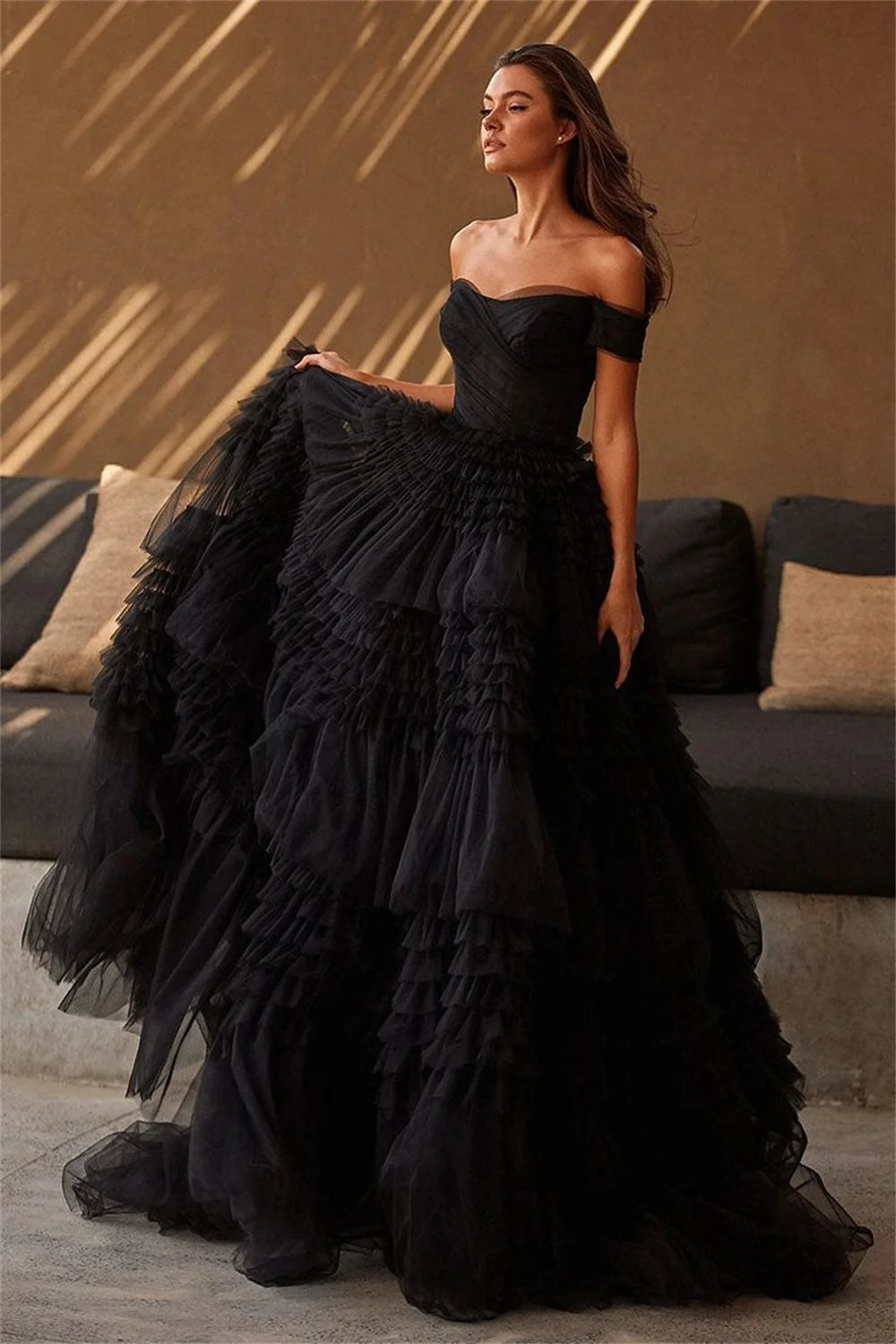 UU-Sexy Off Shoulder Prom Dress Black Multilayer فستان حفلات الزفاف Luxury Ball Gown Tulle Puffy Robes