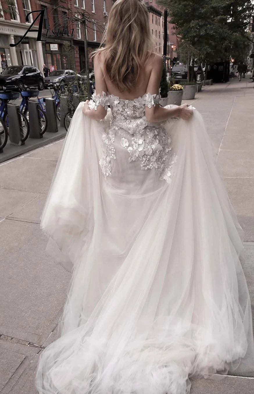 UU-New A Line Bride Dresses Romantic Floral Sweetheart Wedding Dress Appliques Tulle Backless Strapless Dresses