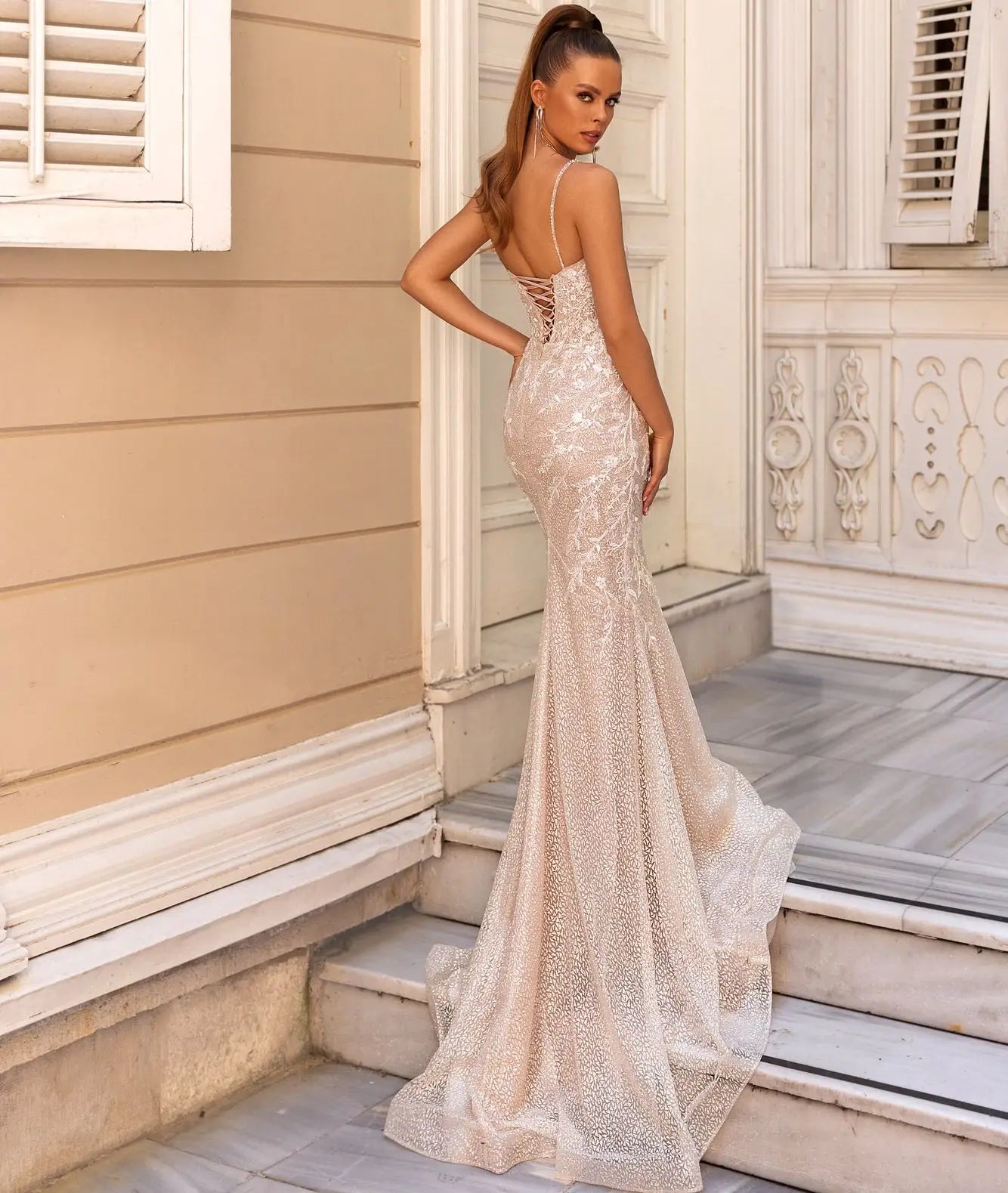 UU-Glitter Spaghetti Straps Mermaid Wedding Dress  Lace Appliques Sexy Sweetheart Bridal Gowns Sparkly Robe